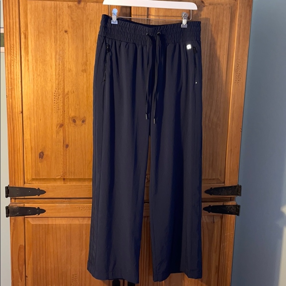 GapFit navy workout pants